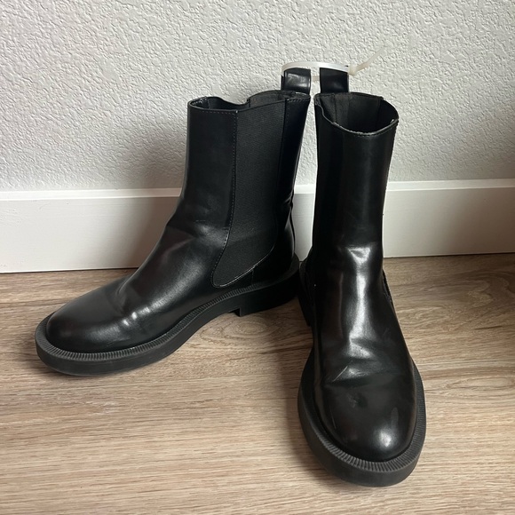 Zara Chelsea Ankle Boots